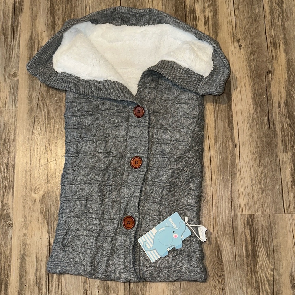 NWT baby unisex swaddle/wrap